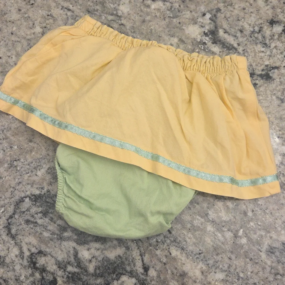 Disney Baby Yellow and Green Skirted Diaper Cover Sz 18 Months